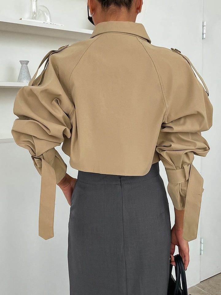 Krótkie Trenczowe Płaszcz dla Kobiet – Strukturalna Warstwa Smart Casual do Miasta i Biura