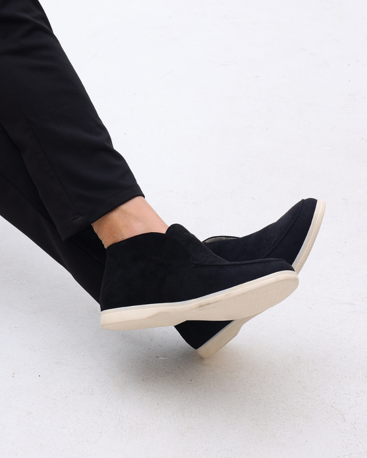 Męskie Zamszowe Mokasyny Slip-On Średnie Z Konstrastową Podeszwą