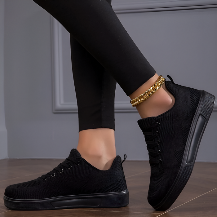Damskie Buty Sportowe z Przeplataną Sznurowką Czarne