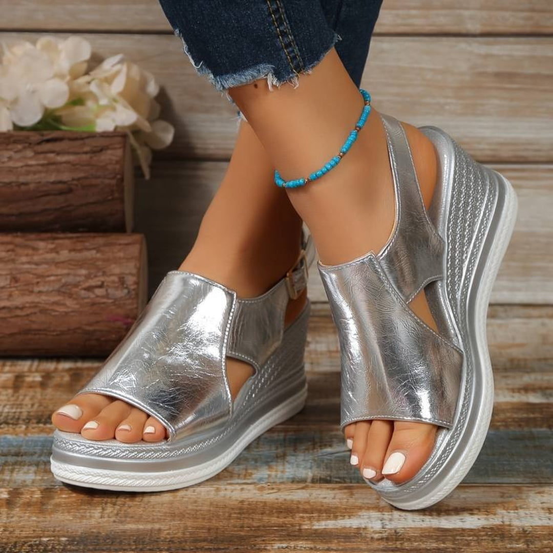 Kobiece Metaliczne Sandały na Wysokim Obcasie – Buty na Lato z Zapięciem na Piętę