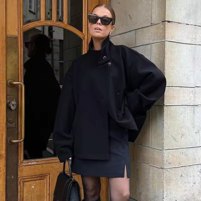 Króka kurtka damska z wysokim kołnierzem – Asymetryczna warstwa z guzikami do smart casual