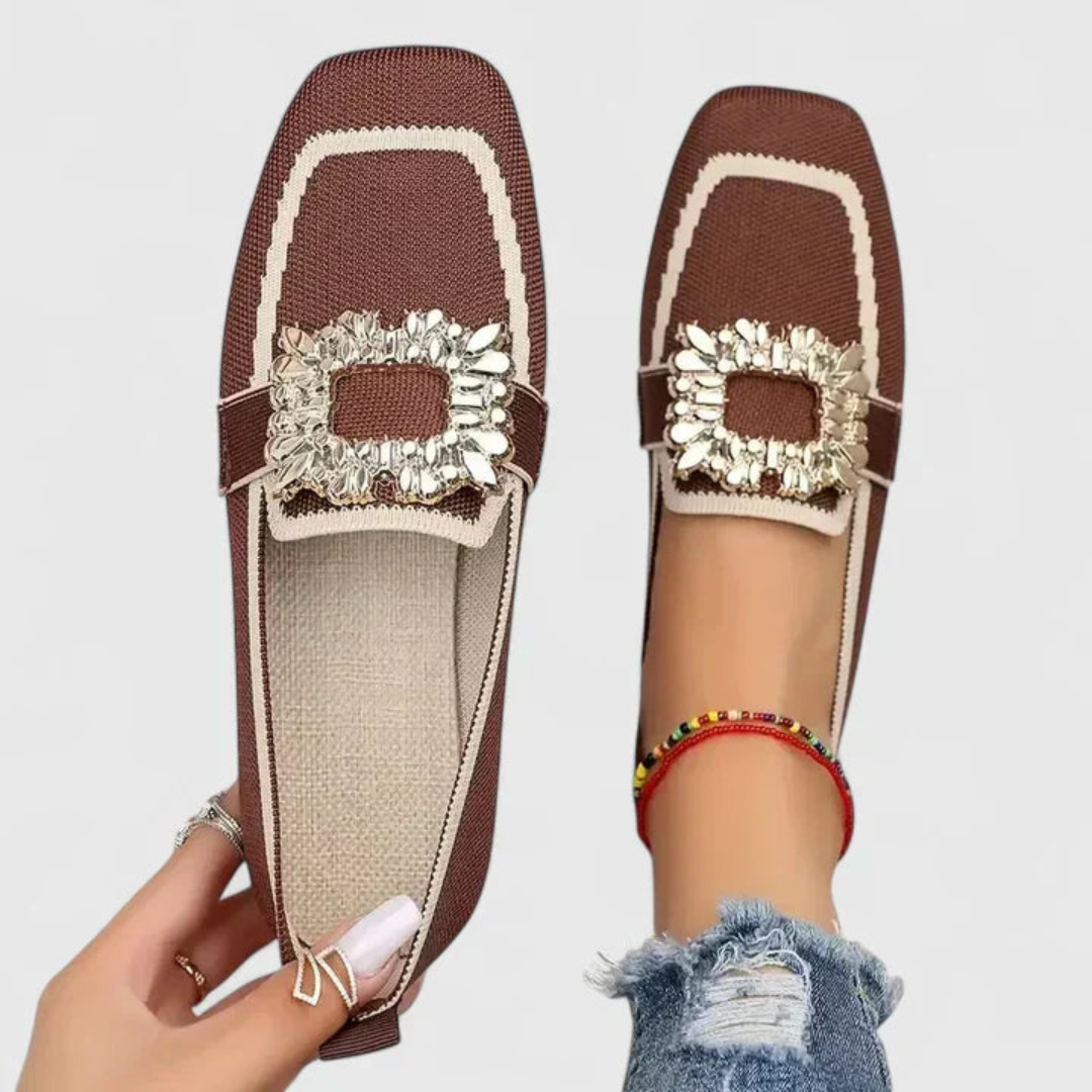 Kobiece Mokasyny z Kryształową Klamrą – Ozdobne Slip-Ony do Smart Casual