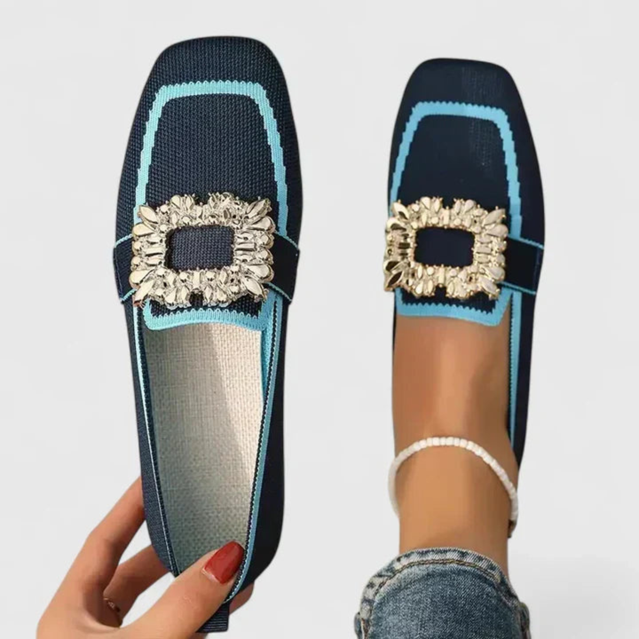 Kobiece Mokasyny z Kryształową Klamrą – Ozdobne Slip-Ony do Smart Casual
