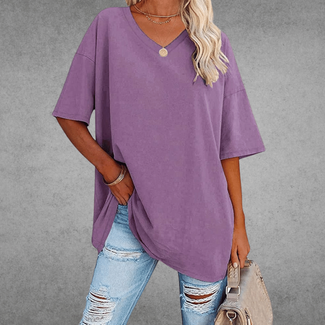 Kobiece Oversize T-Shirt z Dekoltem w Serek i Krótkim Rękawem