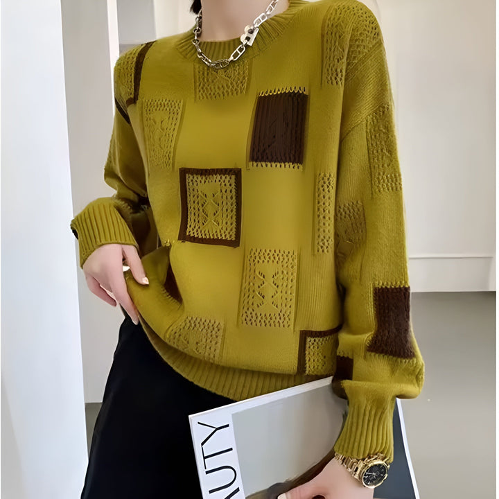 Kobiecy sweter z nadrukiem – miękki, luźny splot do biura i codziennego noszenia