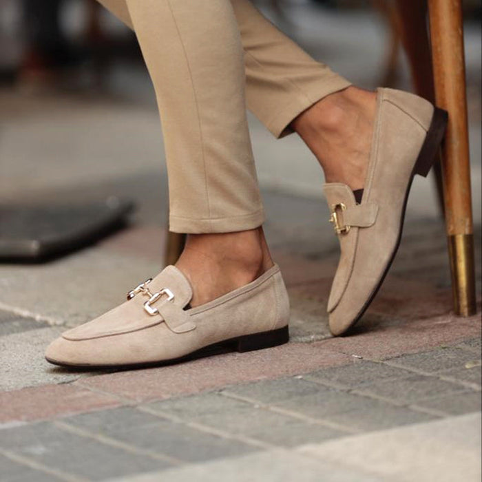 Męskie zamszowe loafersy z klamrą Horsebit eleganckie buty wsuwane