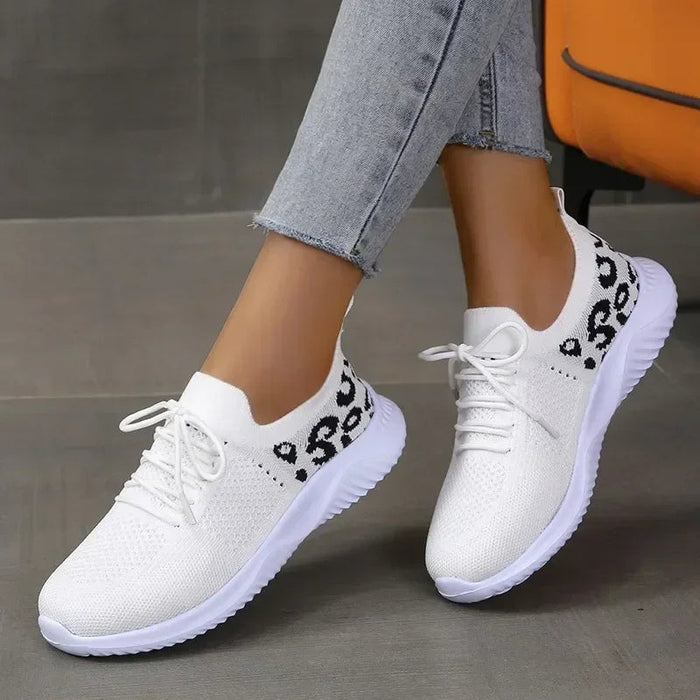 Damskie Sneakersy Slip-On z Dzianiny z Wydrukowanym Detalem Obcasa