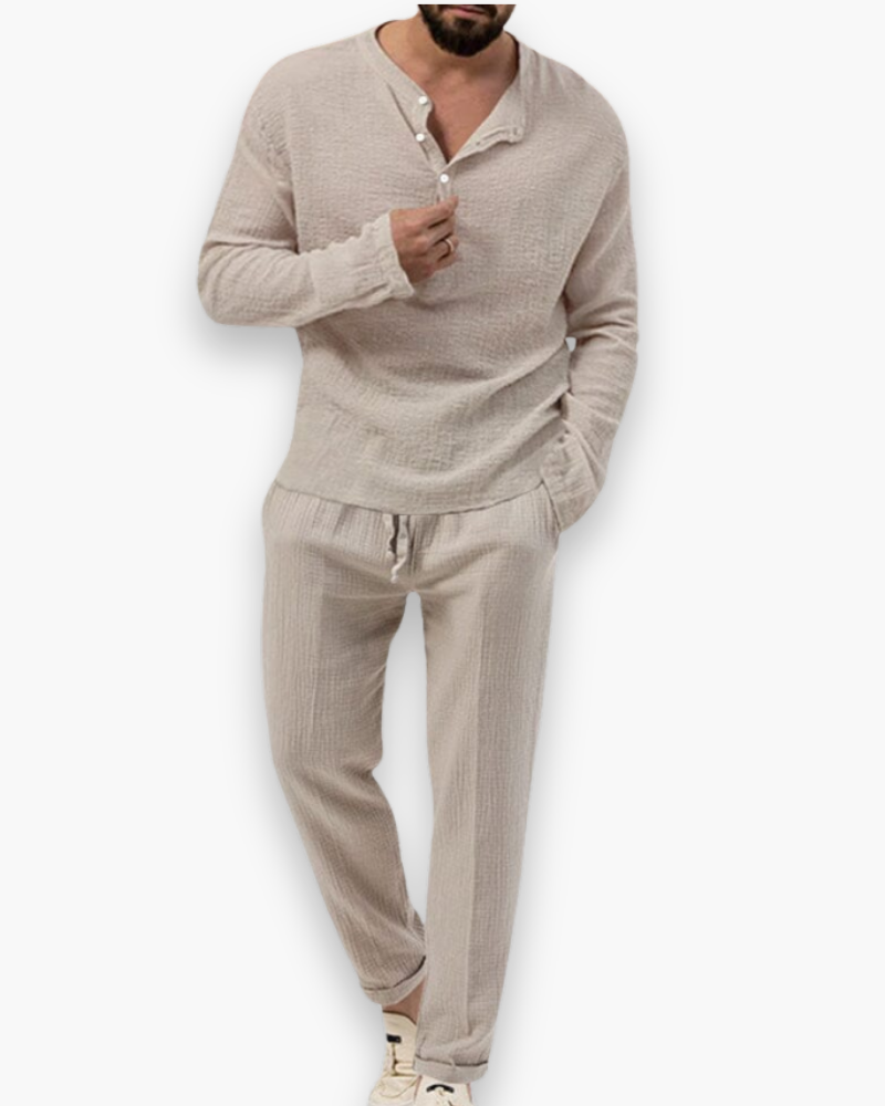 Męski zestaw smart casual składający się z dwóch części, lekki i przewiewny, wygodny letni top i spodnie