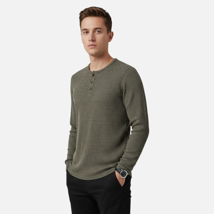 Valmonti | Męski sweter Henley z dzianiny w warkocze