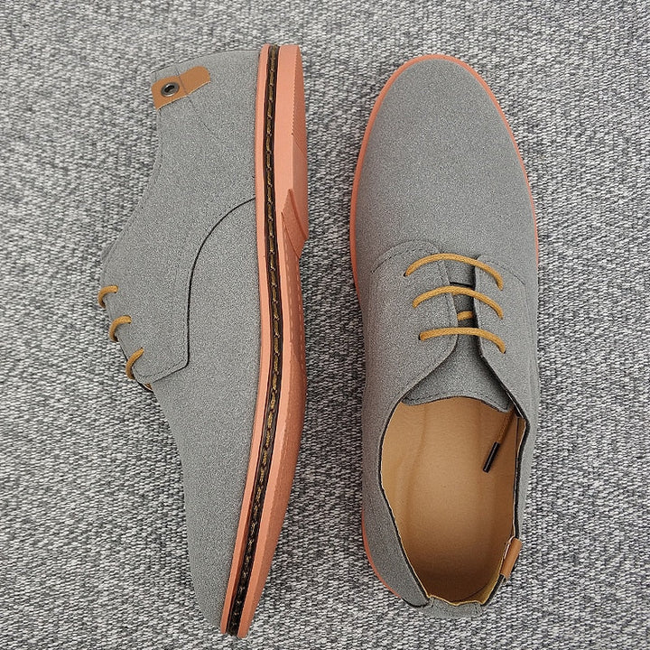 Męskie buty Derby w zamszowym stylu – eleganckie sznurowane obuwie do biura i na weekend