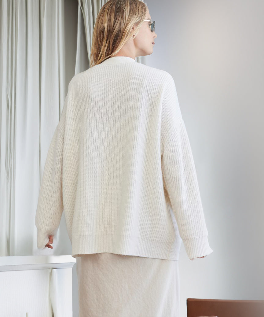 Damski Oversized Sweter Kardigan – Miękka Warstwa Z Guzikami na Przodzie na Biuro i Relaksujące Dni