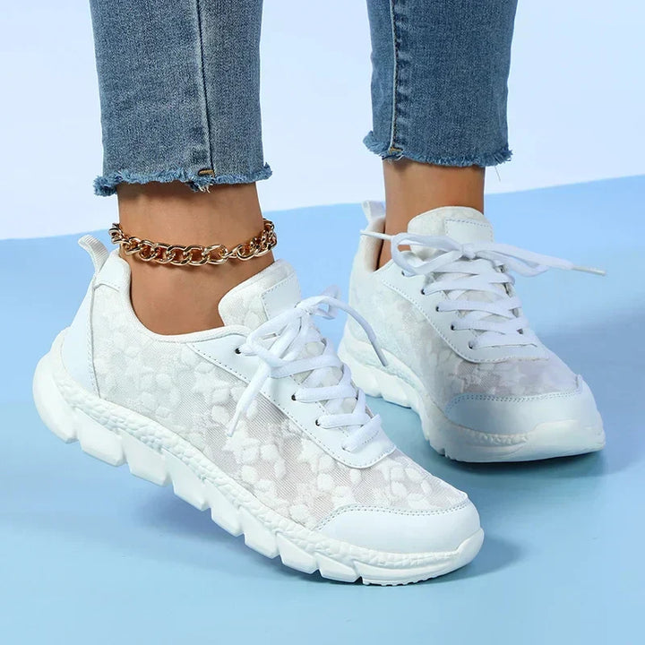 Damskie sneakersy sznurowane z nadrukowaną siateczką