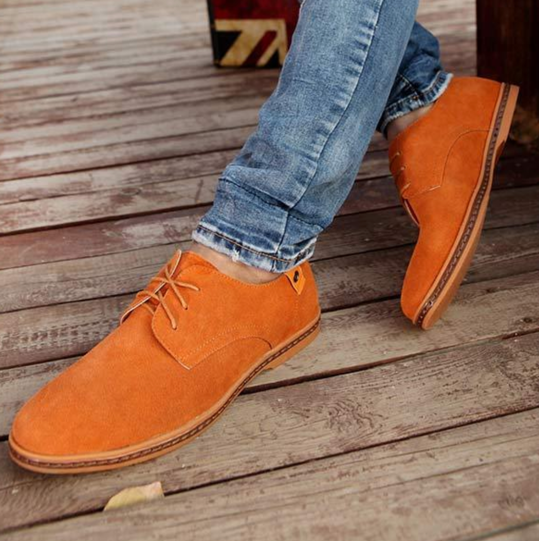 Męskie buty Derby z zamszowym wykończeniem i sznurowaną podeszwą