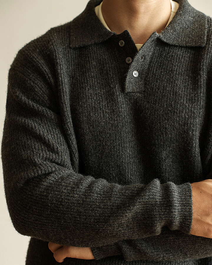 Męski sweter z ribbowanym kołnierzem – zapinany na guziki, idealny na jesień i zimę