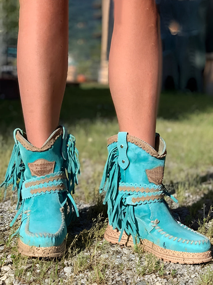 Kobiece Botki Boho na Kostkę – Frędzle w Stylu Westernowym na Co Dzień