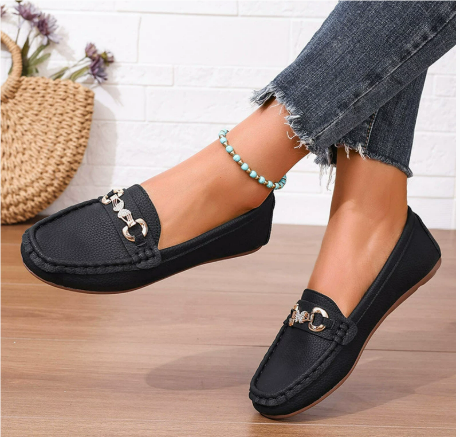 Damskie Mokasyny ze Złotą Klamrą Slip-On