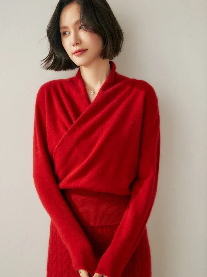 Sweter Damski z Zawijanym Przodem – Wyszukany Slim Knit do Biura i Smart Casual
