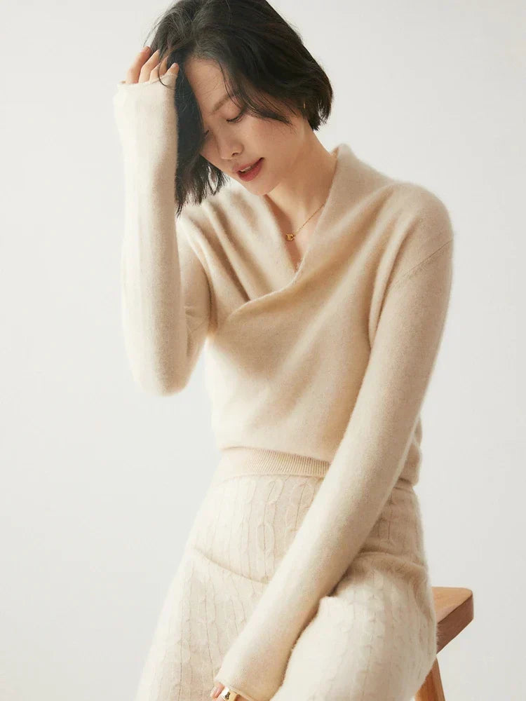 Sweter Damski z Zawijanym Przodem – Wyszukany Slim Knit do Biura i Smart Casual