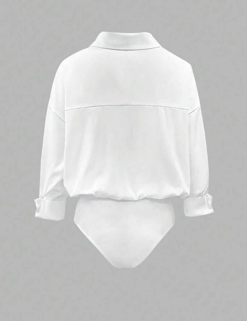 Damski bodysuit z kołnierzykiem i drapowanymi długimi rękawami