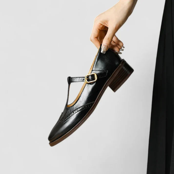 Damskie buty Mary Jane z detalem w postaci klamry