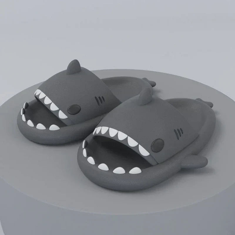 Męskie lekkie klapki EVA na basen – szybkoschnące klapki Shark na wakacje letnie