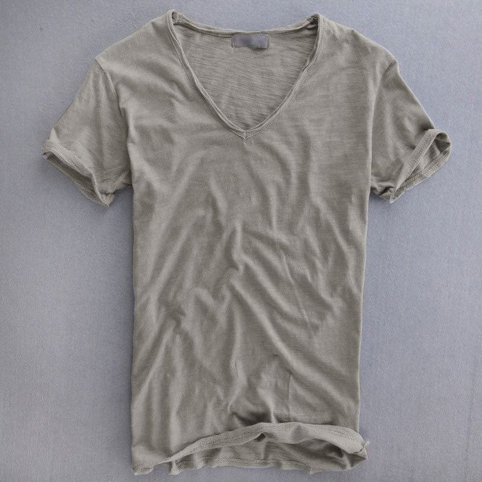 Męska koszulka V-neck slim fit, lekka, casualowa, letnia