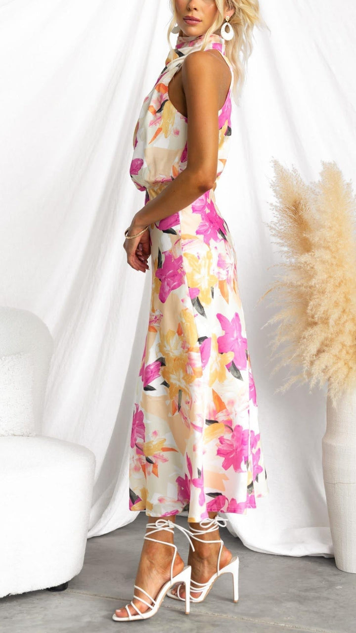 Kwiatowa Sukienka Maxi na Halter – Elegancka Sukienka dla Gości Weselnych na Letnie Uroczystości