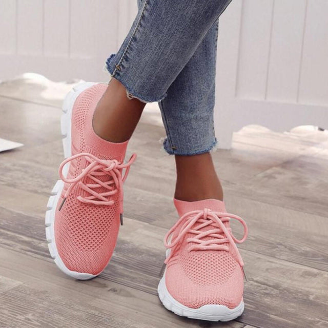 Damskie Buty Sportowe z Siateczkową Cholewką i Sznurowaniem