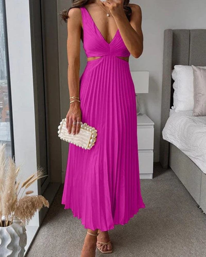 Sukienka midi z plisami i wycięciami – Styl v-neck dla eleganckich gości weselnych