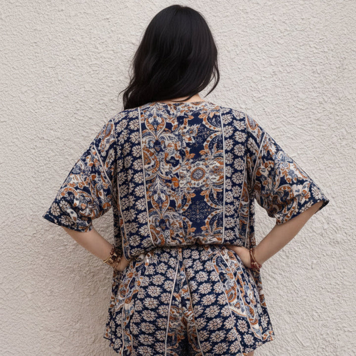 Zestaw bluzki kimono i szortów dla kobiet