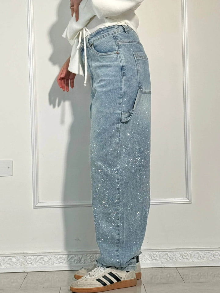 Damskie dżinsy o wysokim stanie i prostych nogawkach z kryształowymi detalami – Vintage Denim Look na każdą porę roku i bezwysiłkową elegancję