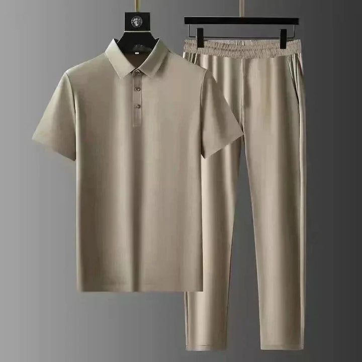 Zestaw Męskiej Koszulki Polo i Spodni – Luźny Smart Casual Outfit na Podróż