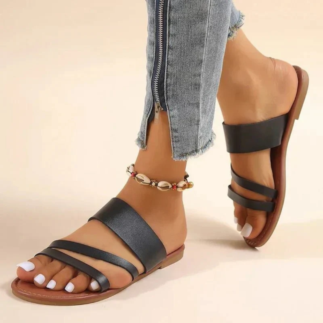 Kobiece Płaskie Sandały z Wieloma Paseczkami – Łatwe Letnie Buty na Co Dzień