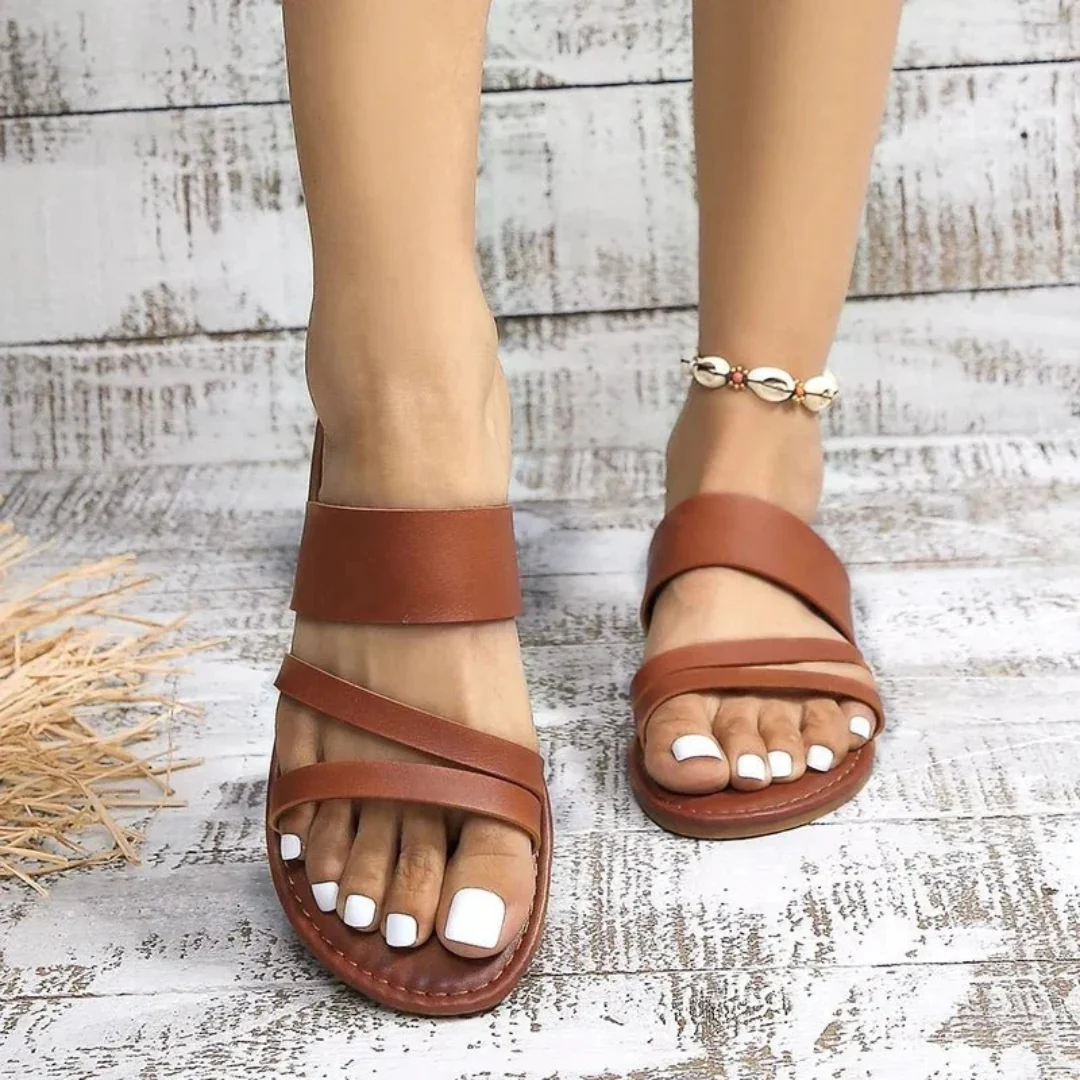 Kobiece Płaskie Sandały z Wieloma Paseczkami – Łatwe Letnie Buty na Co Dzień