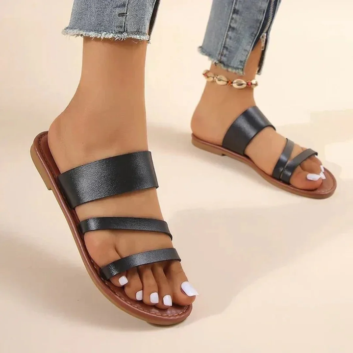 Kobiece Płaskie Sandały z Wieloma Paseczkami – Łatwe Letnie Buty na Co Dzień