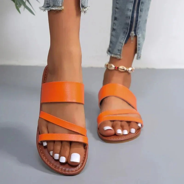 Kobiece Płaskie Sandały z Wieloma Paseczkami – Łatwe Letnie Buty na Co Dzień