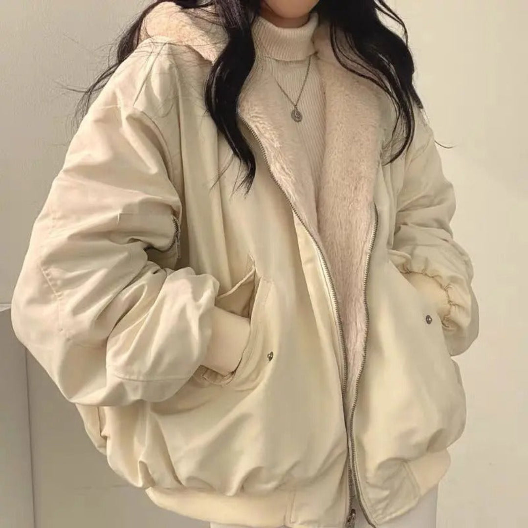 Kobieca Oversized Kurtka Bomber – Kapturowa Warstwa Użyteczna na Casualowe Zimowe Dni